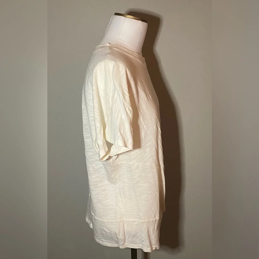 Forever21 ivory top - Picture 4 of 8